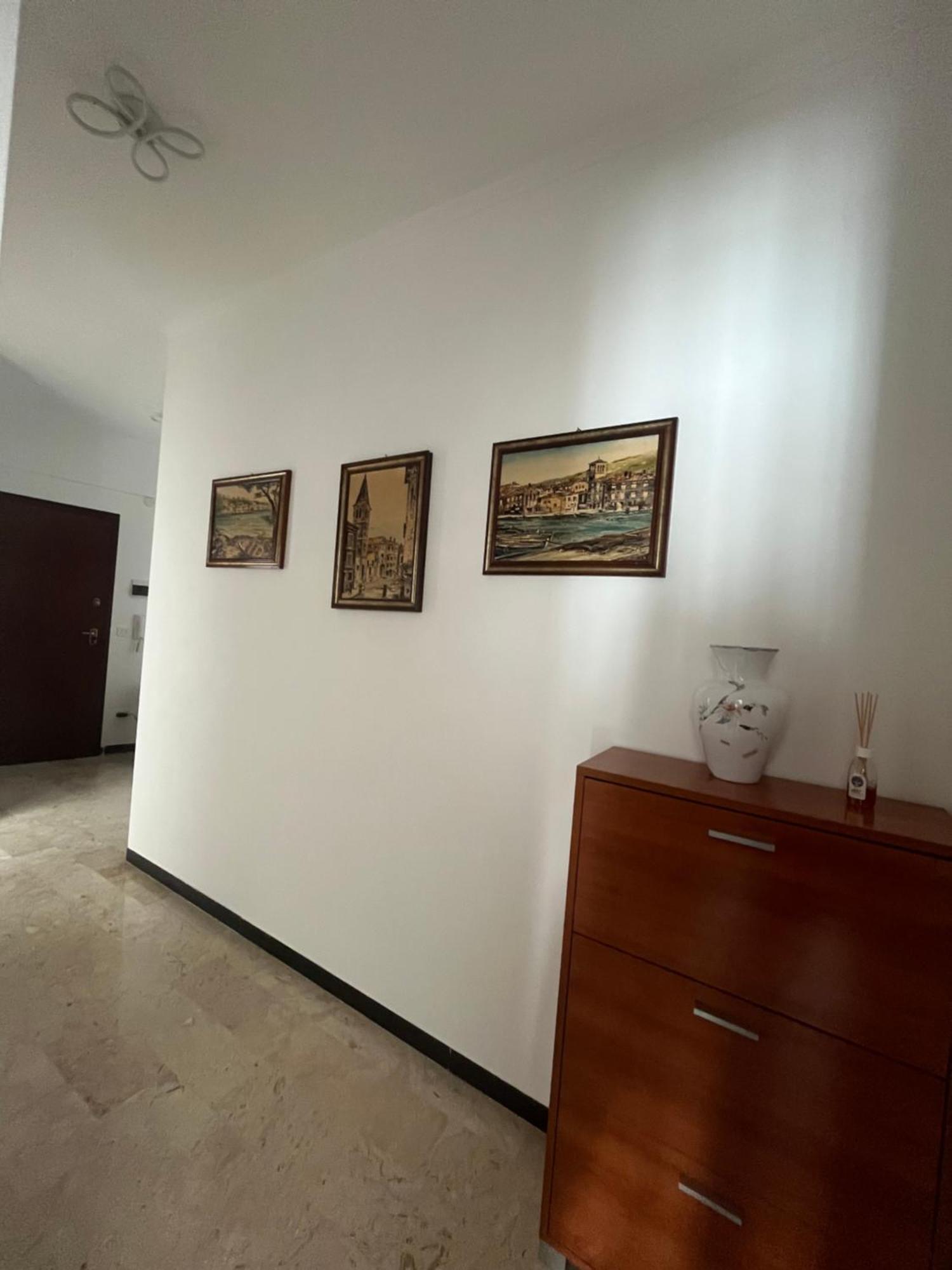 Casa Vacanze Tardy E Benech Savona Bagian luar foto